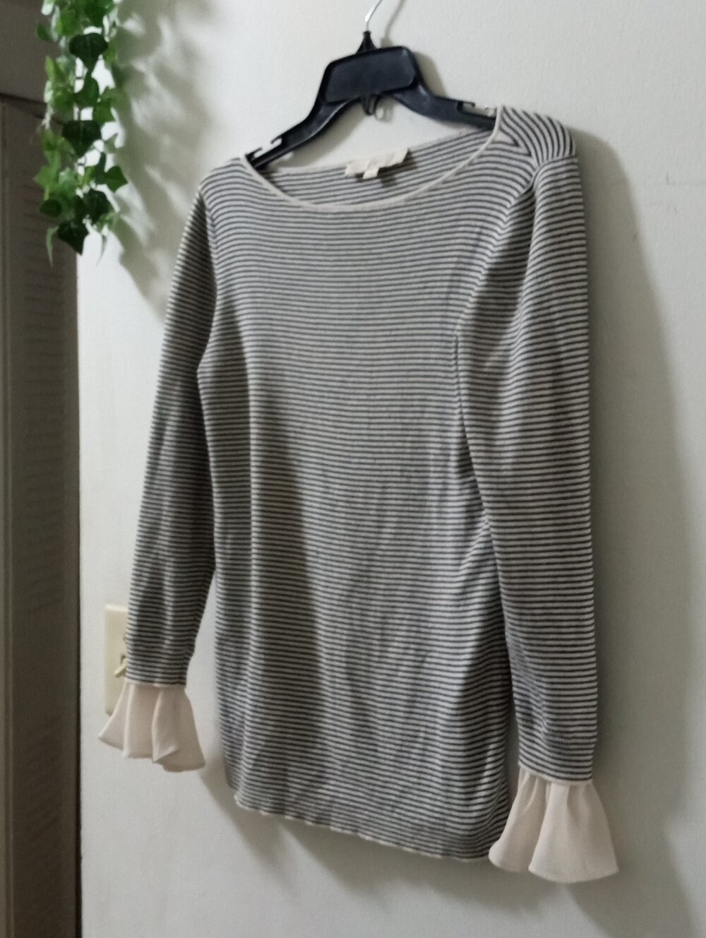 LOFT Striped Boatneck Long Sleeve Sweater with Ruffle Cuffs - Gray & Cream